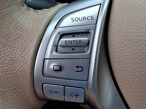 Used 2017 Nissan Altima 2.5 SV FWD image 21