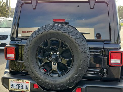 Certified 2022 Jeep Wrangler Unlimited Rubicon AWD/4WD image 20