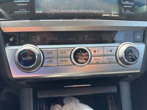 Used 2017 Subaru Outback 2.5i Limited image 13