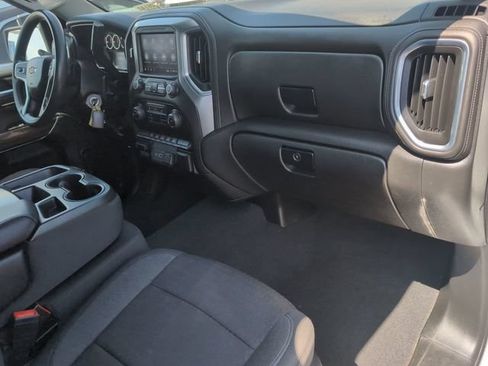 Certified 2022 Chevrolet Silverado 2500 LT AWD/4WD image 26