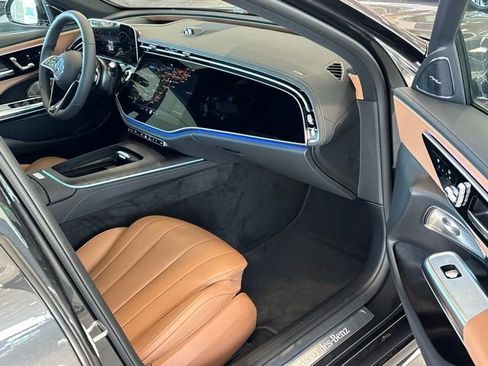 New 2026 Mercedes-Benz E 350 4MATIC Sedan image 23
