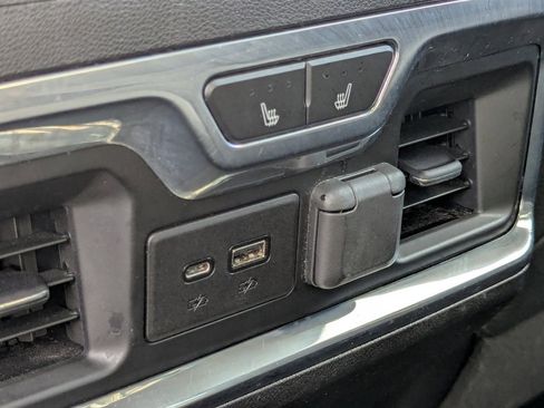 Used 2021 GMC Sierra 2500 Denali w/ Denali Ultimate Package image 30