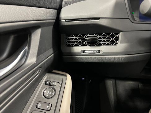 New 2025 Honda Accord LX image 15