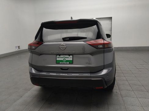 Used 2024 Nissan Rogue SV w/ SV Premium Package FWD image 7