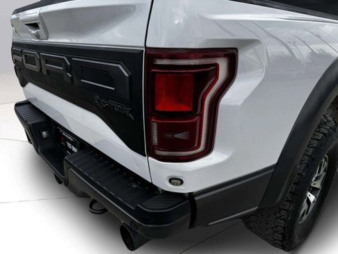 Used 2019 Ford F150 Raptor w/ Equipment Group 802A Luxury image 15