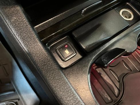 Used 2019 Mercedes-Benz GLS 550 4MATIC image 36