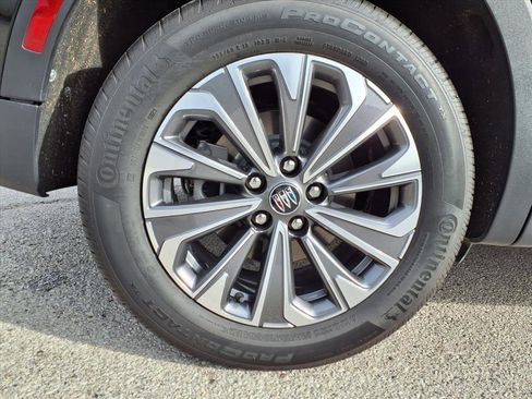 Used 2024 Buick Envision Preferred image 36