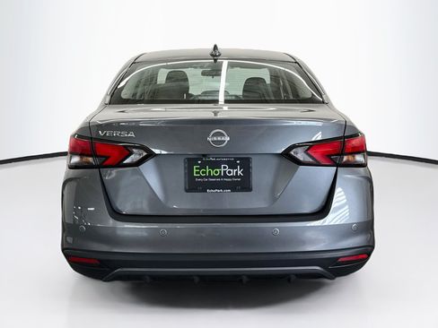 Used 2025 Nissan Versa SV FWD image 7