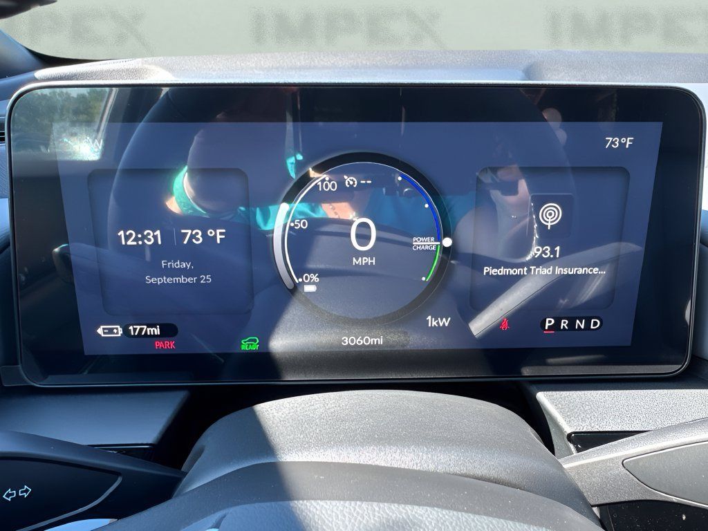 Used 2025 Honda Prologue Touring image 21