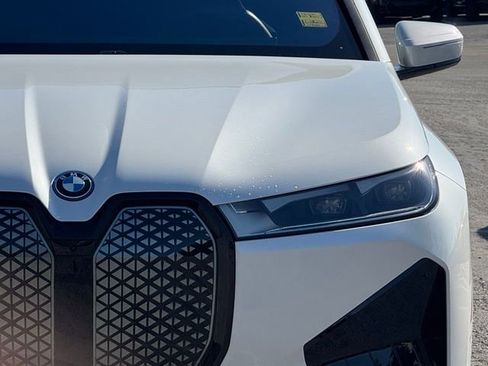 Certified 2025 BMW iX xDrive50 image 9