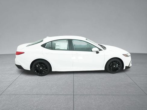 Used 2025 Toyota Camry SE w/ Multimedia Upgrade Package FWD image 14