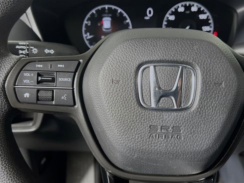 Used 2023 Honda HR-V LX image 18