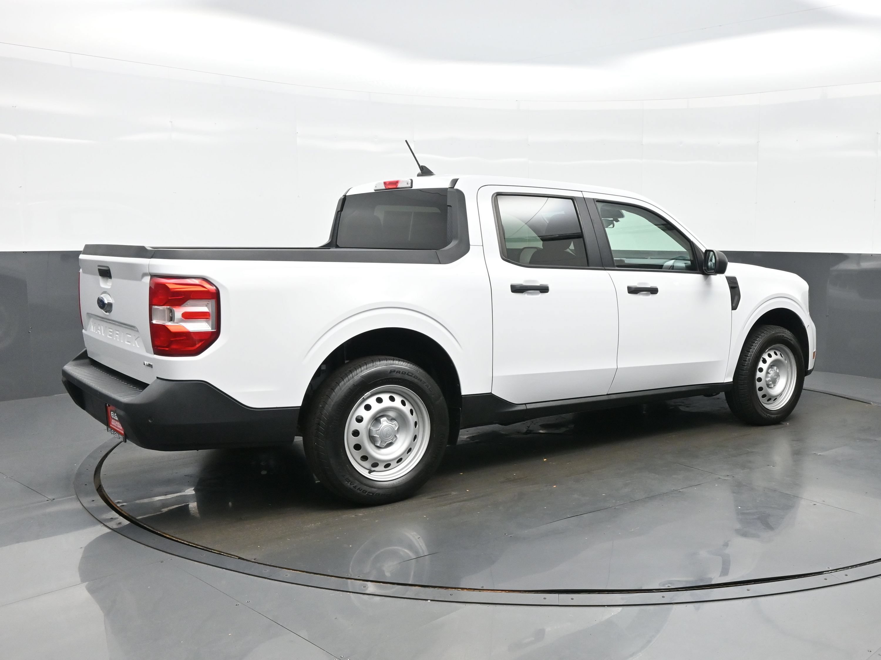 Used 2022 Ford Maverick XL w/ Equipment Group 100A Standard AWD/4WD image 6