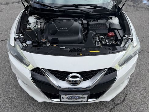 Used 2016 Nissan Maxima SR image 25
