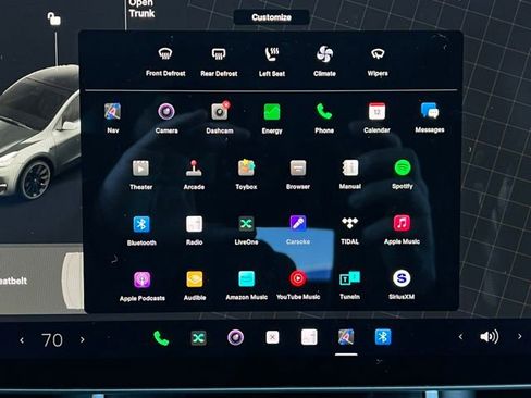 Used 2021 Tesla Model Y Long Range image 13