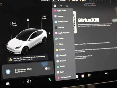 Used 2021 Tesla Model Y Long Range image 21