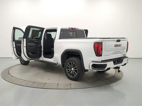 Used 2022 GMC Sierra 1500 AT4 w/ AT4 Premium Package image 13
