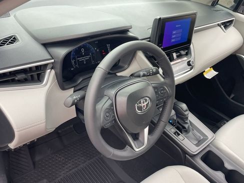 New 2026 Toyota Corolla Cross LE image 10