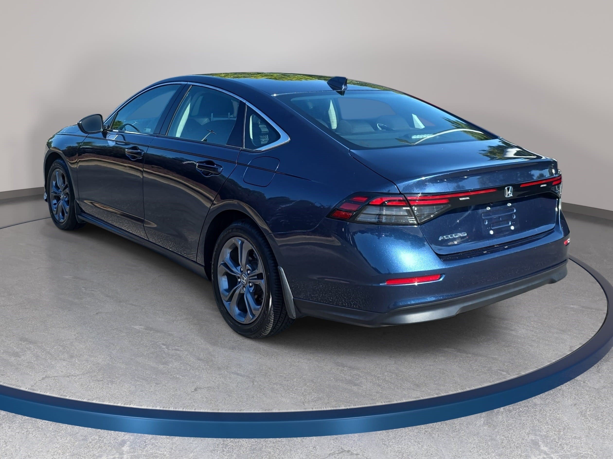 Certified 2024 Honda Accord EX image 7