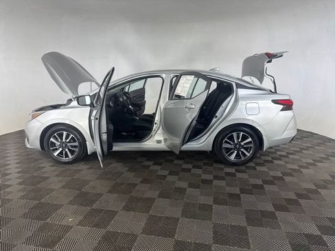 Certified 2025 Nissan Versa SV w/ Trunk Package FWD image 9
