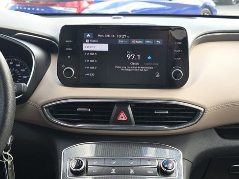 Certified 2023 Hyundai Santa Fe SE image 11