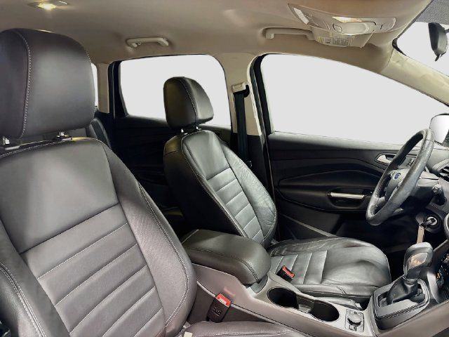 Used 2016 Ford Escape SE w/ SE Leather Comfort Package AWD/4WD image 23
