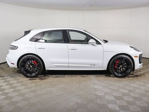Used 2024 Porsche Macan GTS AWD/4WD image 16