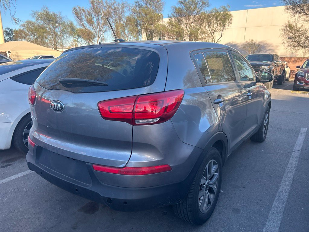 Used 2016 Kia Sportage LX FWD image 3