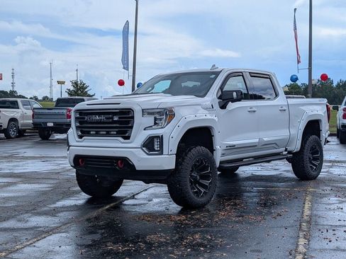 Used 2020 GMC Sierra 1500 AT4 w/ AT4 Premium Package AWD/4WD image 8