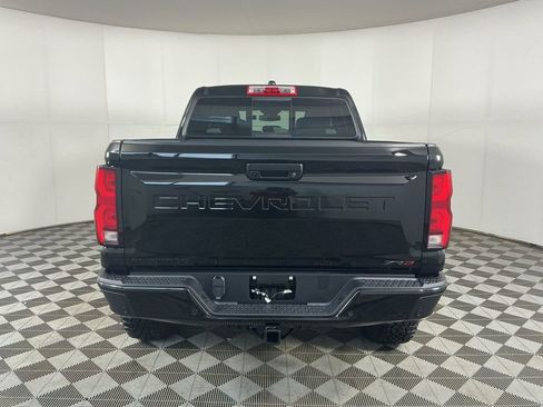 New 2026 Chevrolet Colorado ZR2 w/ Technology Package AWD/4WD image 10
