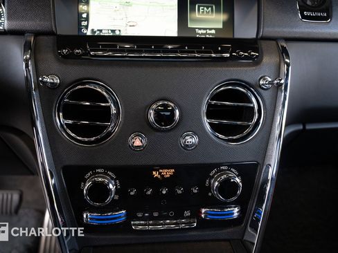 Used 2019 Rolls-Royce Cullinan image 25