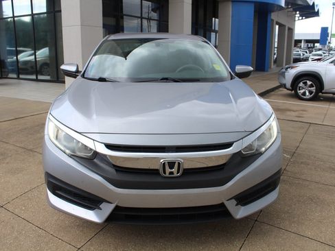 Used 2018 Honda Civic LX image 2
