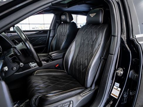 Used 2015 Bentley Flying Spur V8 image 36