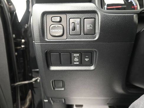 Used 2023 Toyota 4Runner TRD Off-Road Premium AWD/4WD image 20