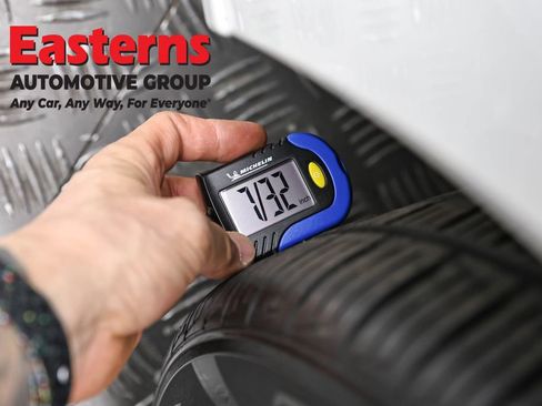 Used 2023 Tesla Model 3 Standard Range image 23