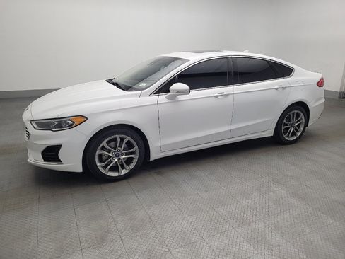 Used 2019 Ford Fusion SEL FWD image 2