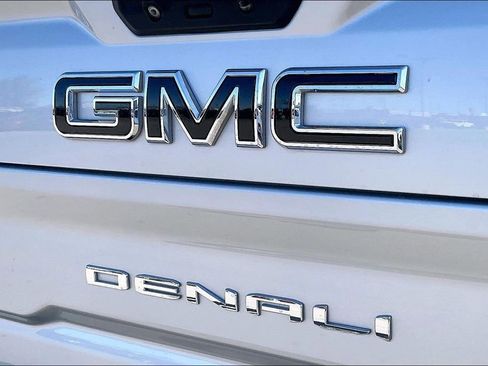 Used 2020 GMC Sierra 2500 Denali w/ Denali Ultimate Package image 44