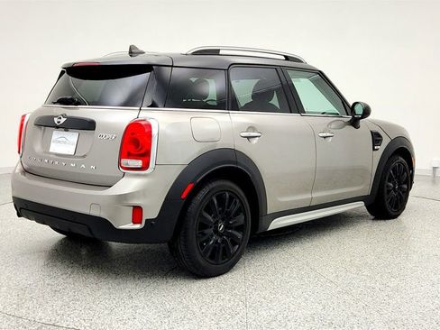 Used 2018 MINI Cooper Countryman with Technology & Premium Pack image 5