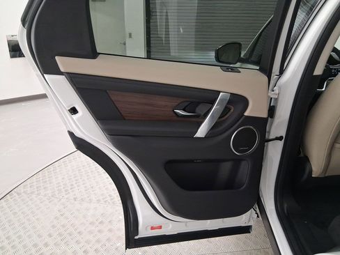 Certified 2025 Land Rover Discovery Sport S AWD/4WD image 30