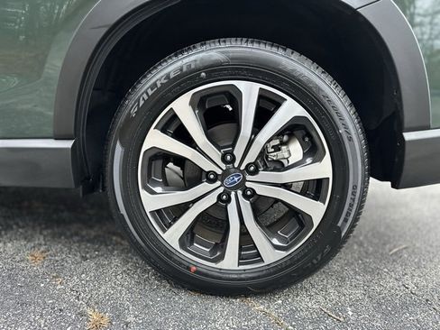 Used 2024 Subaru Forester Limited image 30