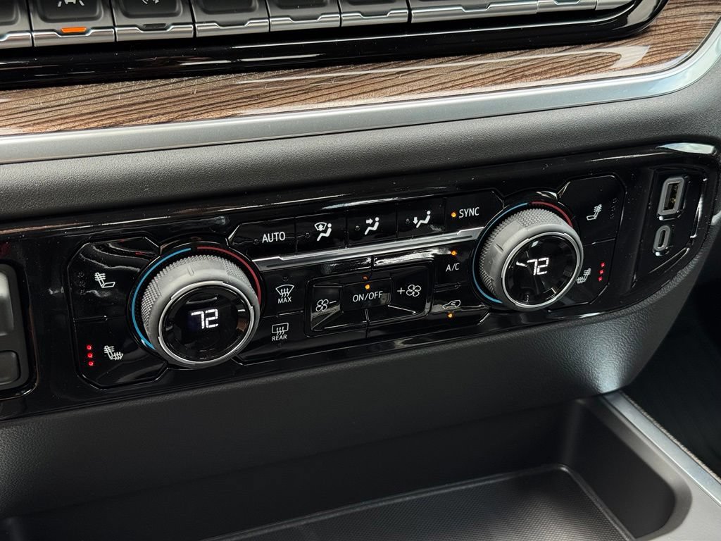 New 2026 Chevrolet Silverado 1500 RST AWD/4WD image 32