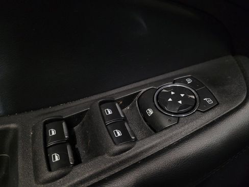 Used 2021 Ford Edge SE FWD image 27