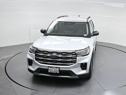Used 2025 Ford Explorer Active w/ Active Comfort Package RWD image 55