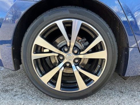 Used 2018 Nissan Maxima 3.5 SL image 14