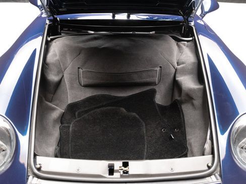 Used 1997 Porsche 911 Carrera RWD image 90