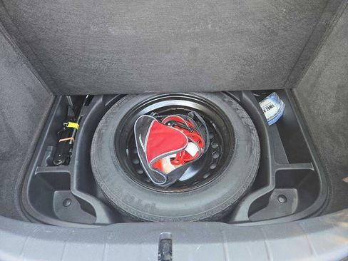 Used 2012 Volvo C30 T5 R-Design FWD image 27