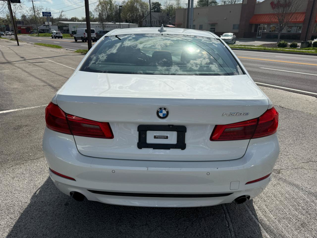 Used 2019 BMW 530e w/ Convenience Package RWD image 31