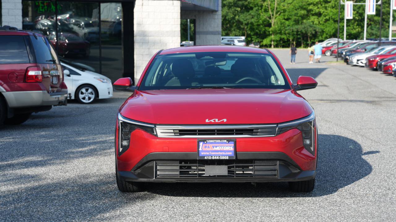 Used 2025 Kia K4 FWD image 2