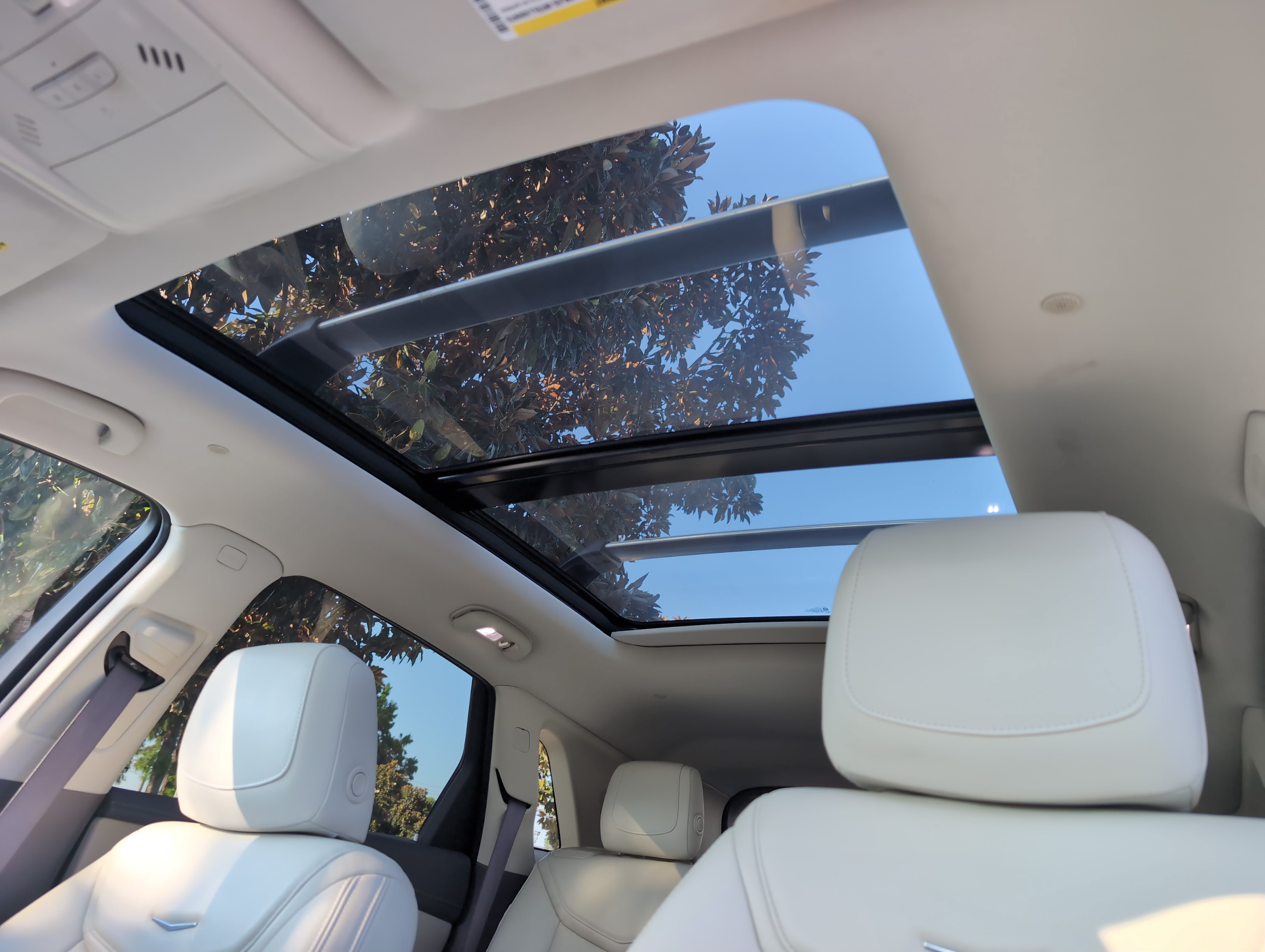 Used 2017 Cadillac XT5 Luxury w/ Driver Awareness Package FWD image 27