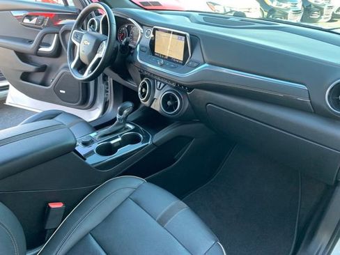 Used 2020 Chevrolet Blazer Premier AWD/4WD image 18